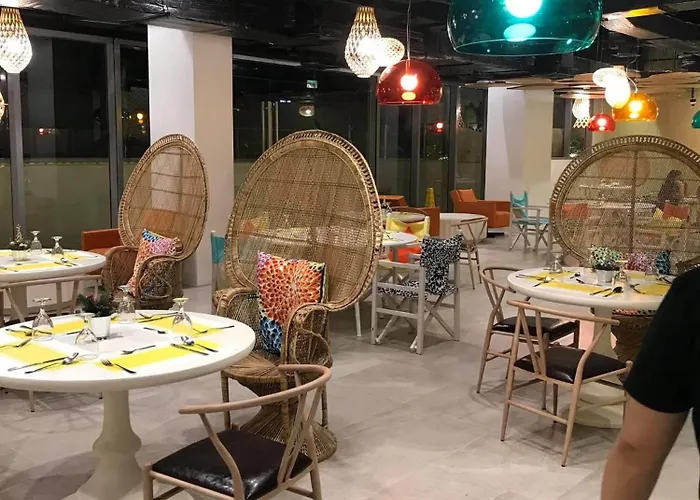 Budget At Acqua Private Residences In Mandaluyong - Rockwell & Pasig River View 3* Манила